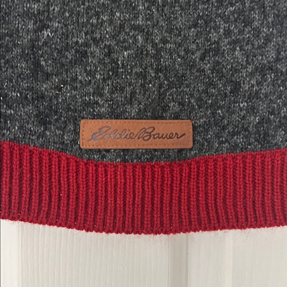 Eddie Bauer Dog sweater Charcoal Knit with American Flag & Red Trim size Large - Picture 2 of 6